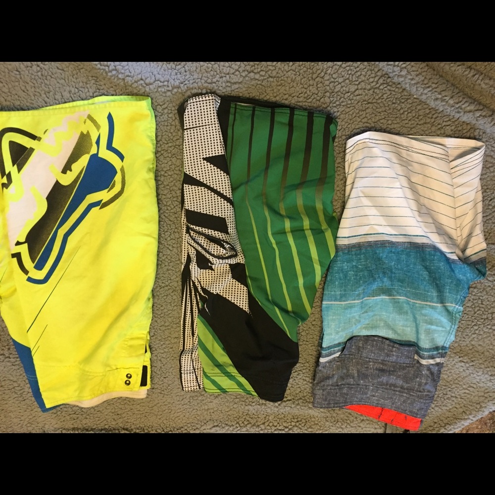 Men’s swim shorts
